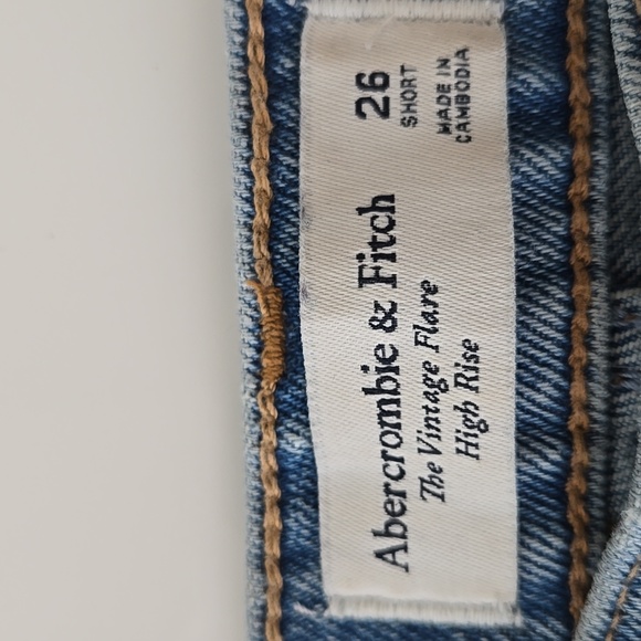 Abercrombie & Fitch Light Blue High Rise Jeans - Picture 6 of 8